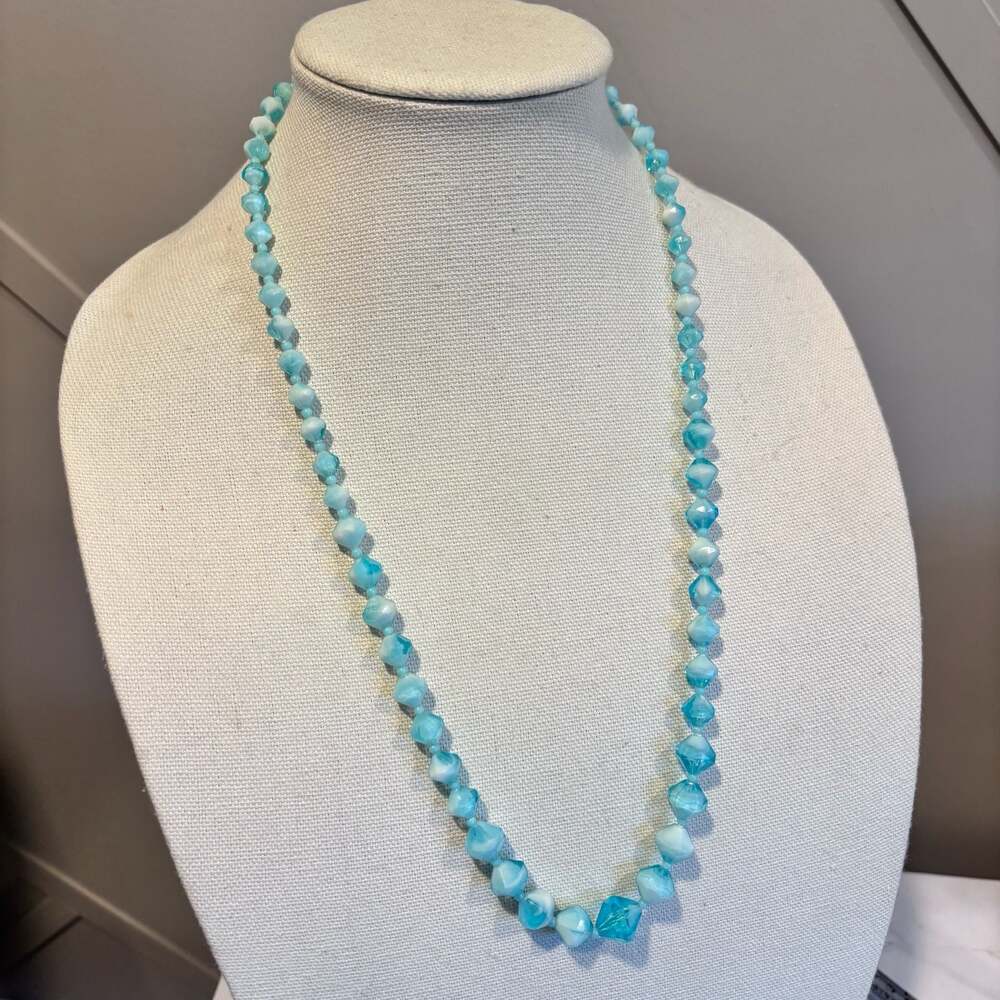 Vintage Sky Light Blue Faceted Swirl Bead Long Necklace